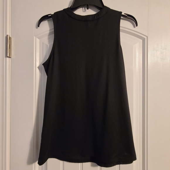 Maurices Macrame High Neck Tank - Picture 2 of 2